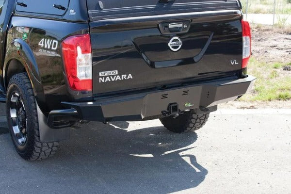 BULLBAR TRASERO IRONMAN CON TOWBAR NISSAN NP300 15-20